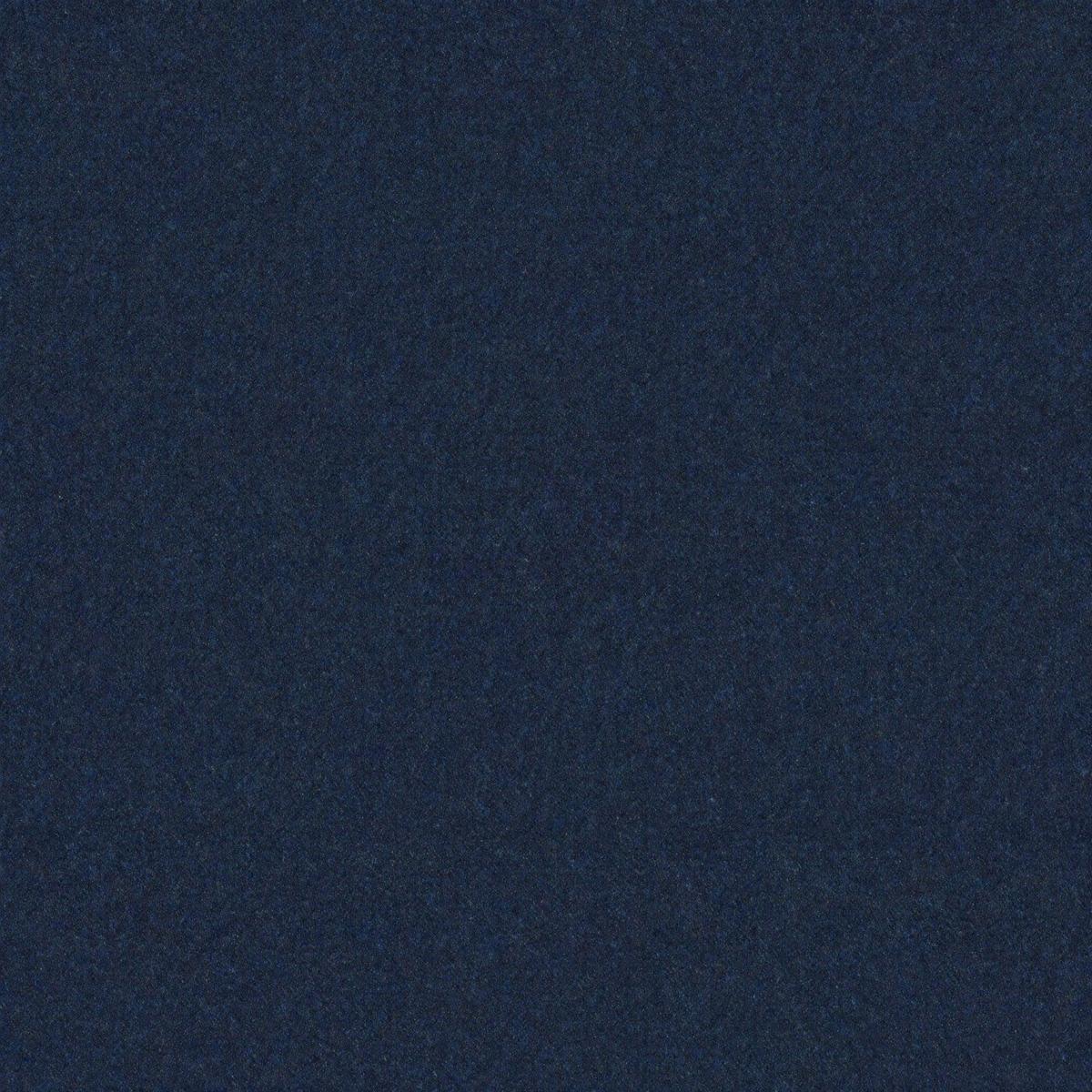 Macro view of Tasmanian Navy, 100% wool, Super 150s, from Loro Piana